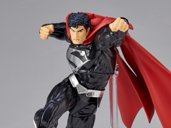 DC Multiverse Superman Black Suit Superman: The Animated Series 7-Inch  Scale Action Figure